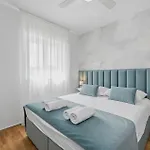 Holiday home Pet Friendly In Dubrava (Sibenik-Knin)