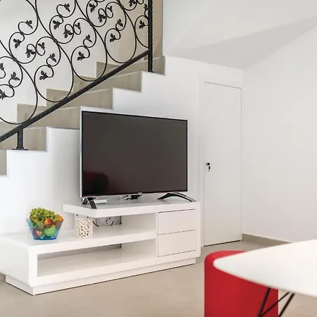 Pet Friendly In Casa vacanze Dubrava (Sibenik-Knin)