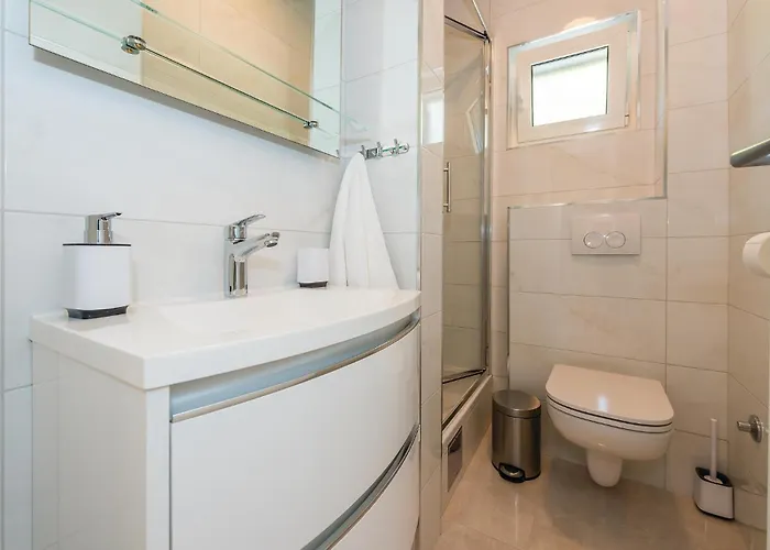 Pet Friendly In Dubrava (Sibenik-Knin)