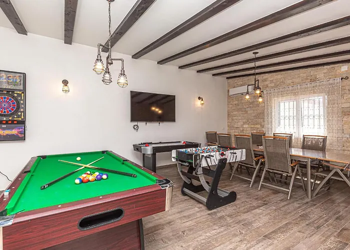 Vakantiehuis Pet Friendly In Dubrava (Sibenik-Knin)